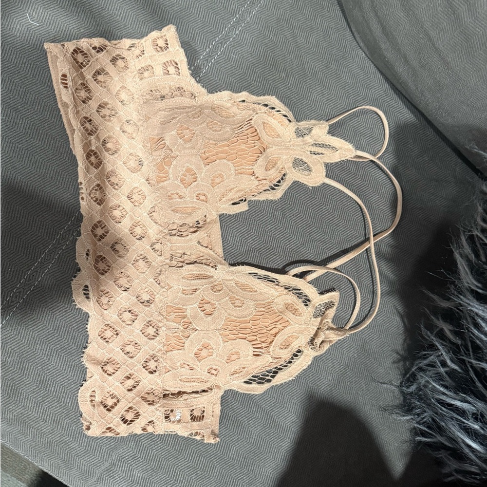 Lace Bralette in Cream